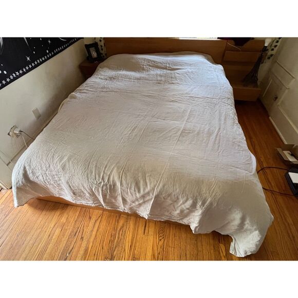 ATLINIA Beige Linen Queen Bed Sheet - Picture 1 of 5